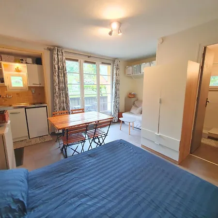 La Pause Bourboulienne Rdc Avec Balcon Διαμέρισμα *